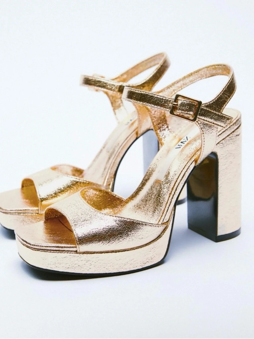 Zara women’s elegant Gold Metallic Platform Block Heel Sandals size 40 us 7.5